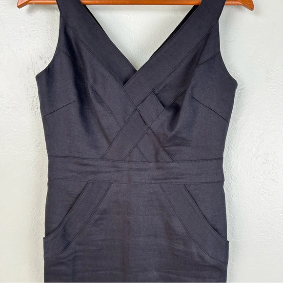 Milly Sleeveless Little Black Dress Bondage Pockets V-Neck Size 6 0039 - Picture 8 of 12